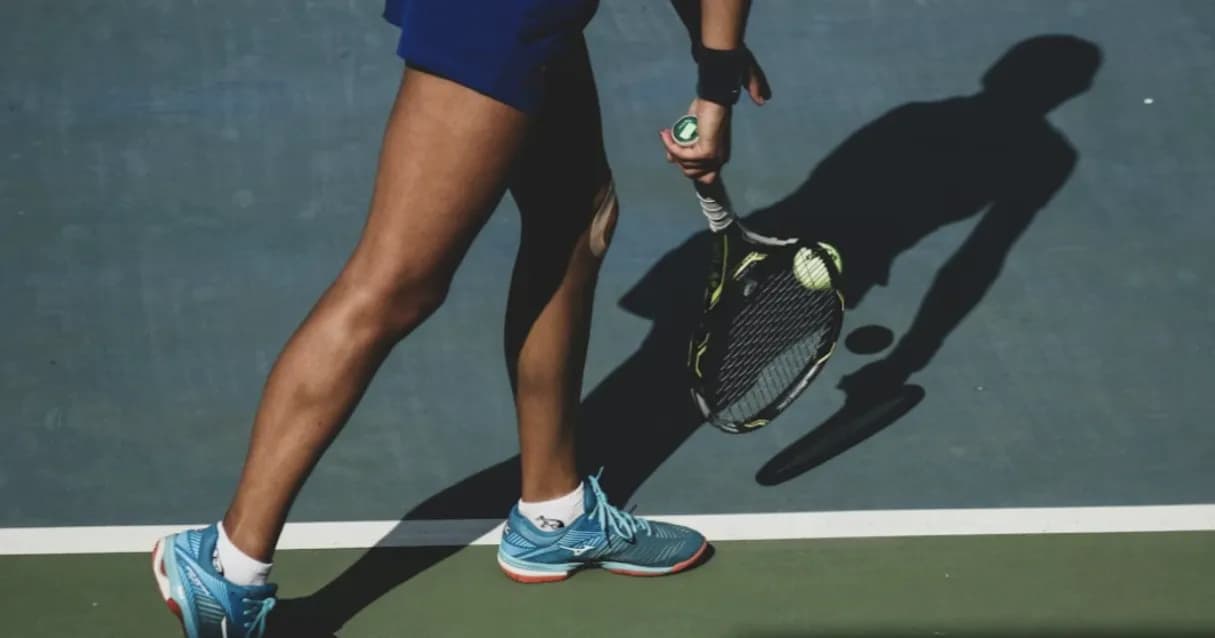 Zmiany dynamiki w tenisie i ich wpływ na przebieg ważnych meczów